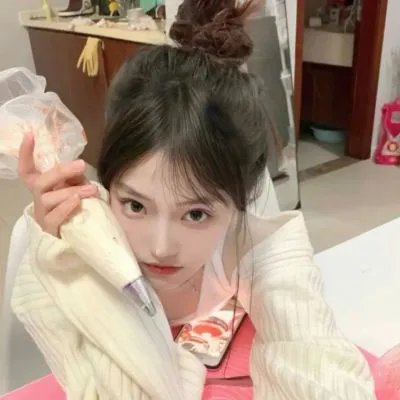 美女冷静我只是个电工